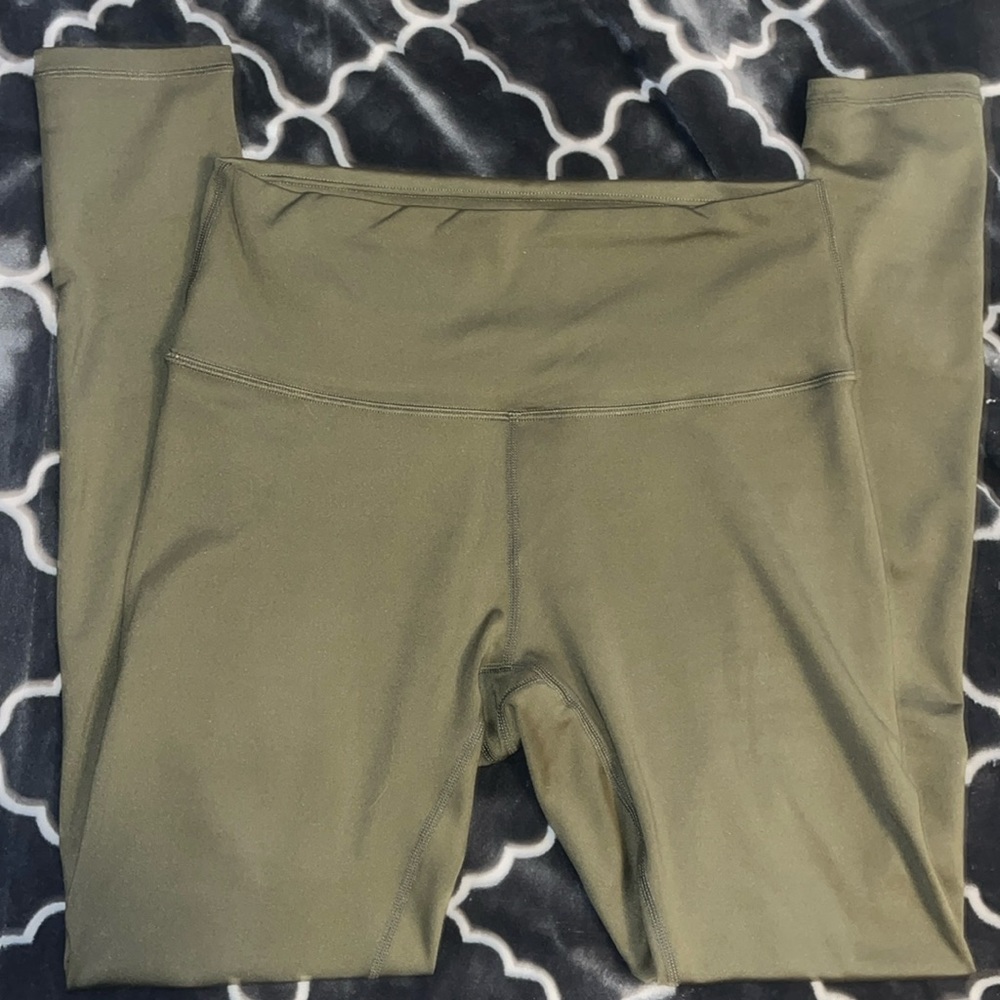 TYR Leggings (Large)